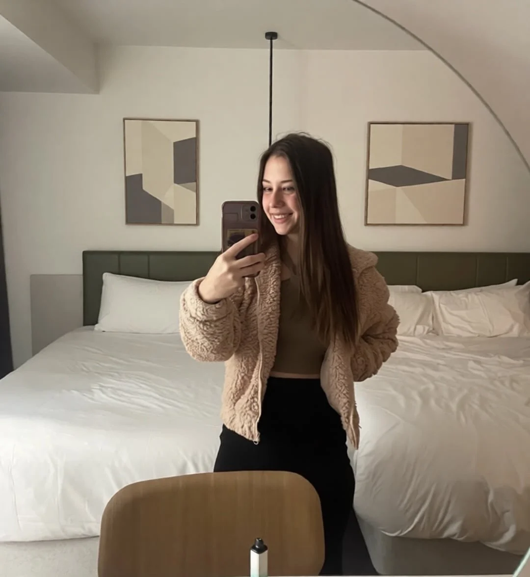Busty UK Teen Nudes image 2