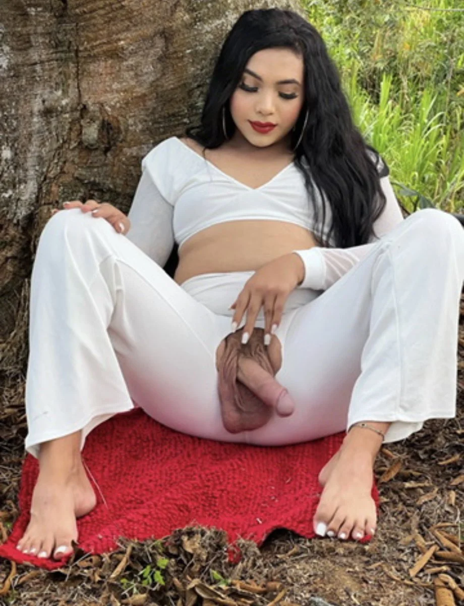 JESSIE ROSS TRANS SEXY image 23