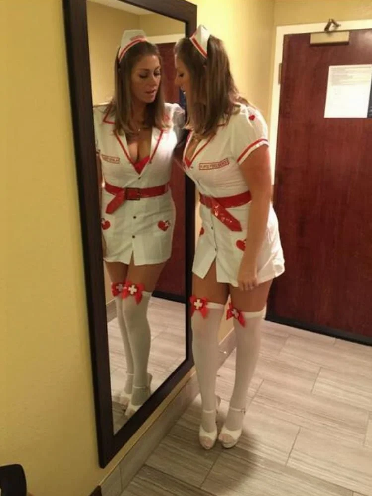 Hot Webslut Haley image 4