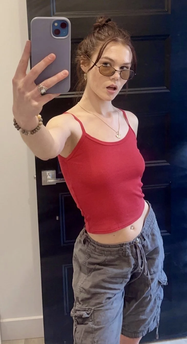 KYLA. Western University brunette slut has incredible lips image 3