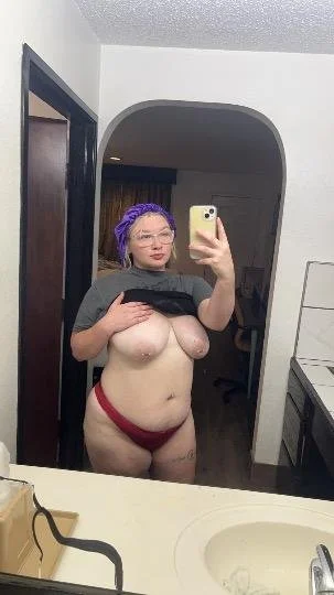 Bbw Snow bunny image 9