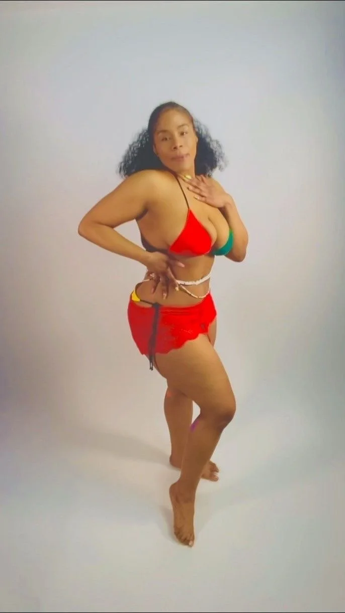 Jamaican 81 (thick milf) image 13