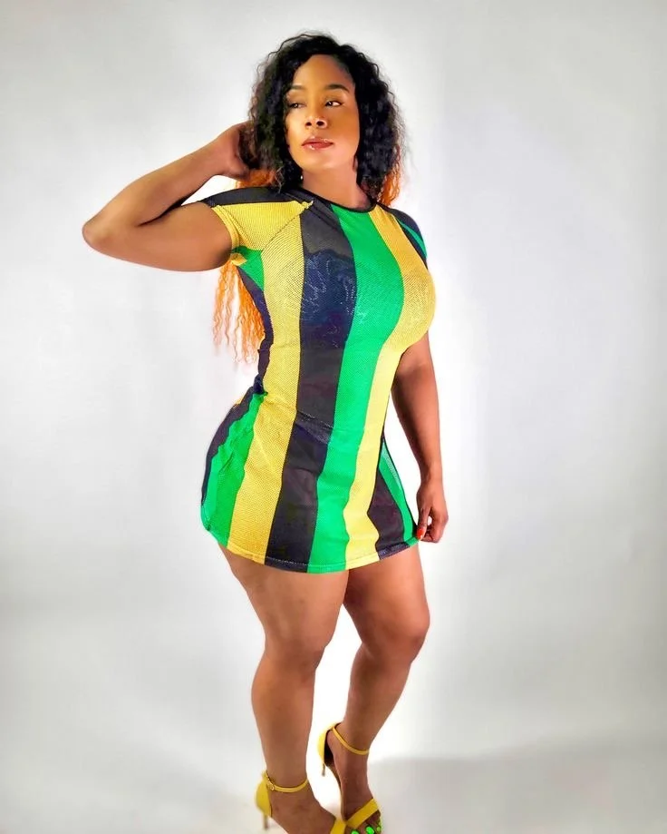 Jamaican 81 (thick milf) image 15