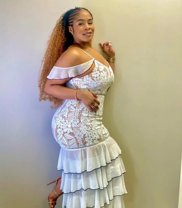 Jamaican 81 (thick milf) image 24