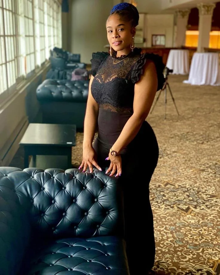 Jamaican 81 (thick milf) image 35
