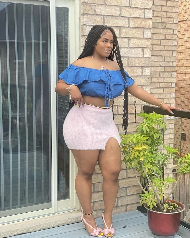 Jamaican 81 (thick milf) image 47