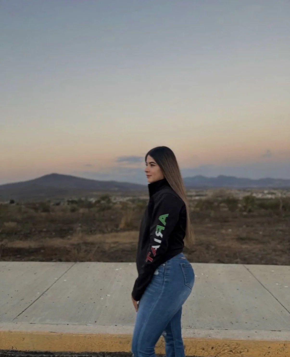 Aporte de un seguidor Sandra divina y hermosa image 3