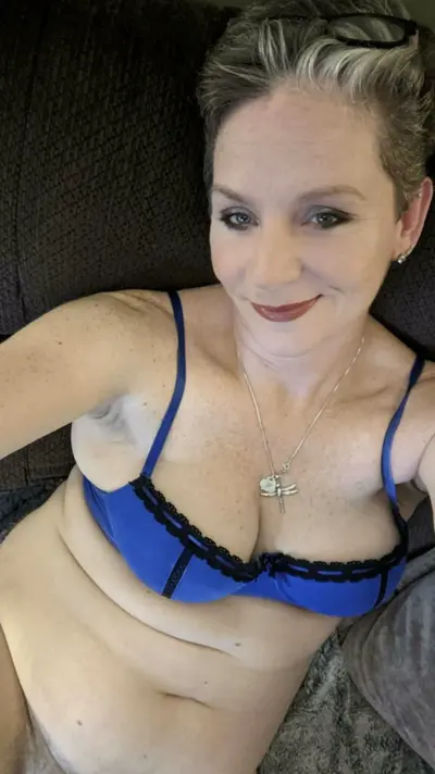 Pixie MILF tomboy. This whore likes to pump her cunt. So innocent looking tho 🤤🔥 cover image