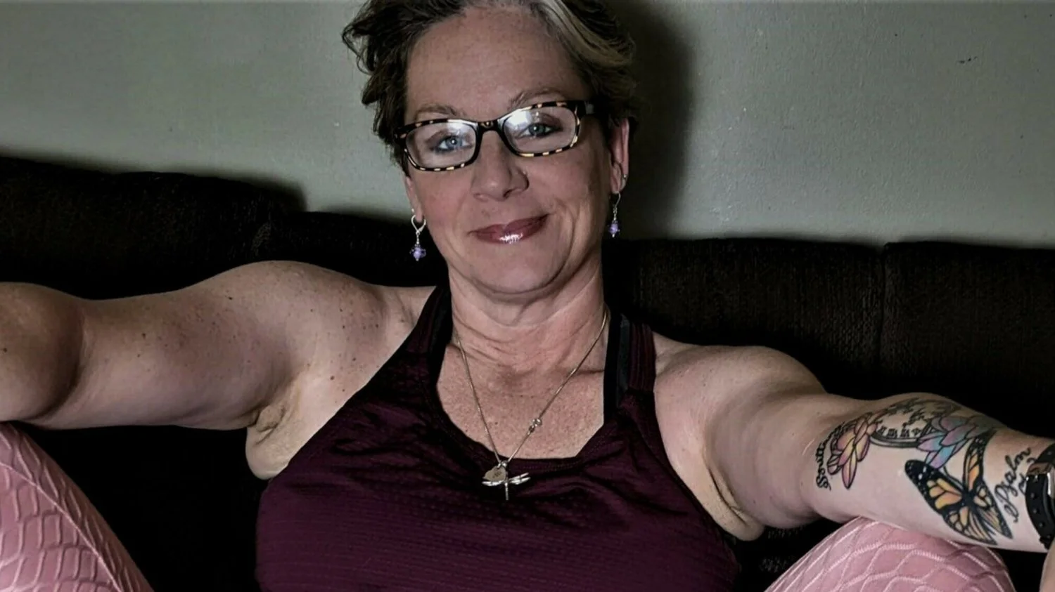 Pixie MILF tomboy. This whore likes to pump her cunt. So innocent looking tho 🤤🔥 image 39