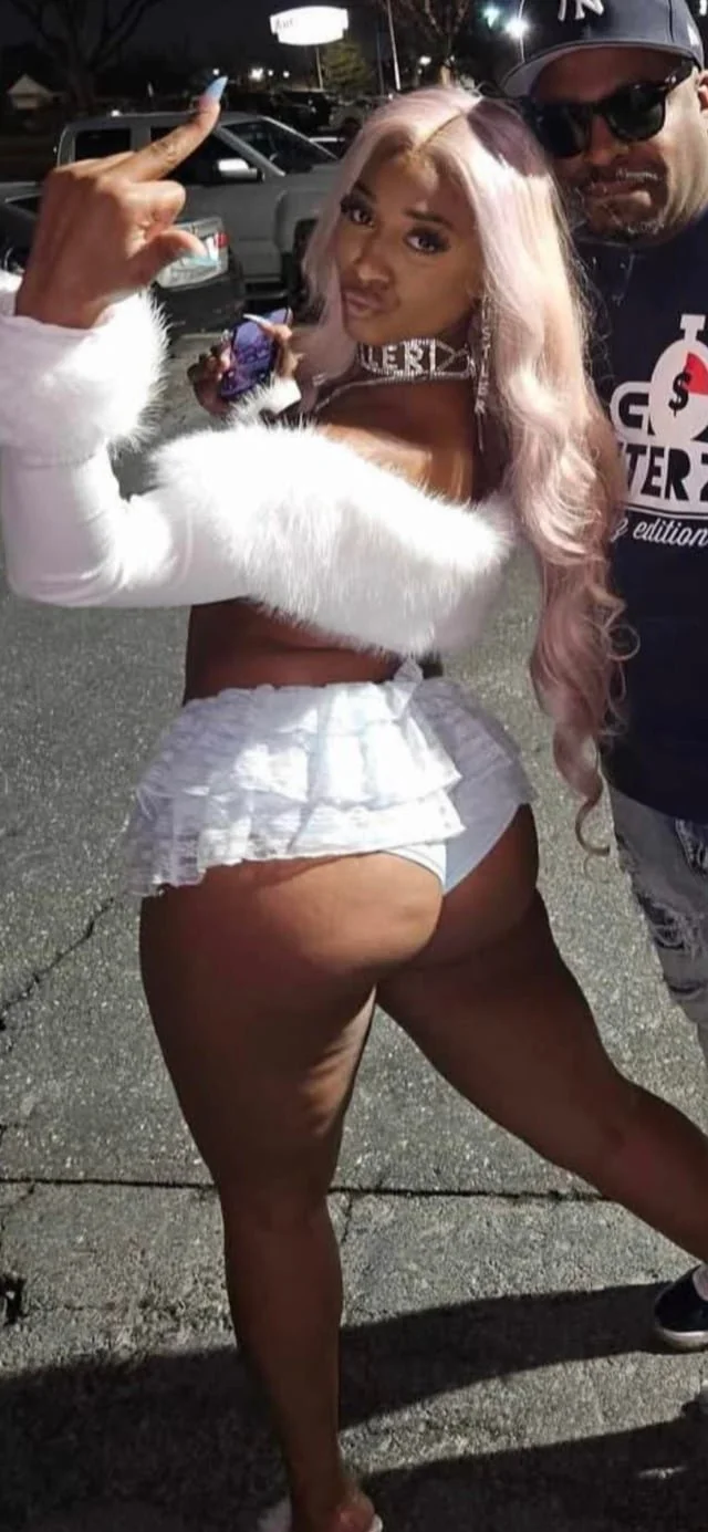 Blueface sister image 25