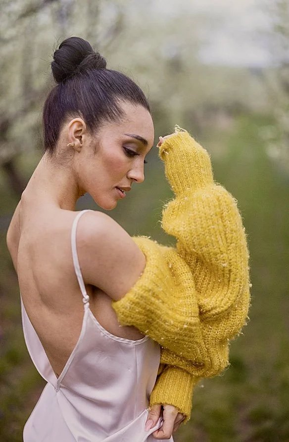 Farm girl boudoir image 14