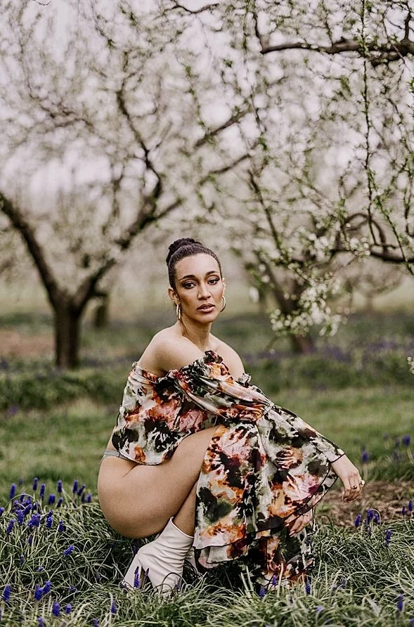 Farm girl boudoir image 30