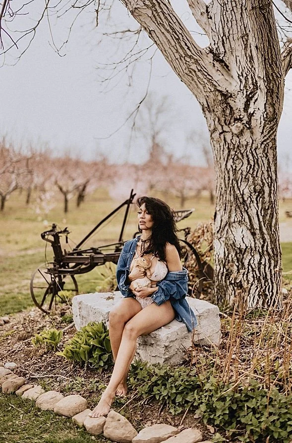 Farm girl boudoir image 7