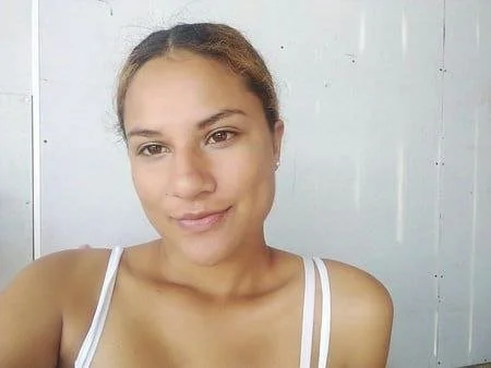 Beautiful light skin🇵🇬 main image