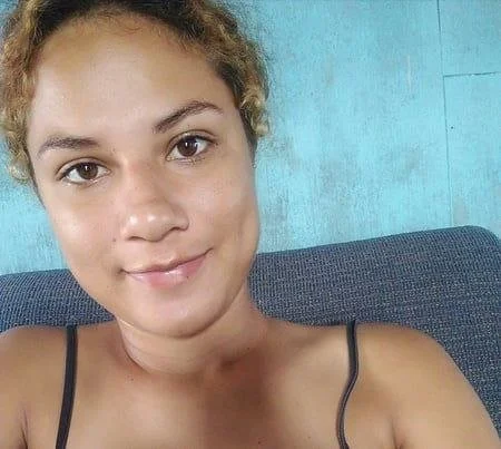 Beautiful light skin🇵🇬 image 3