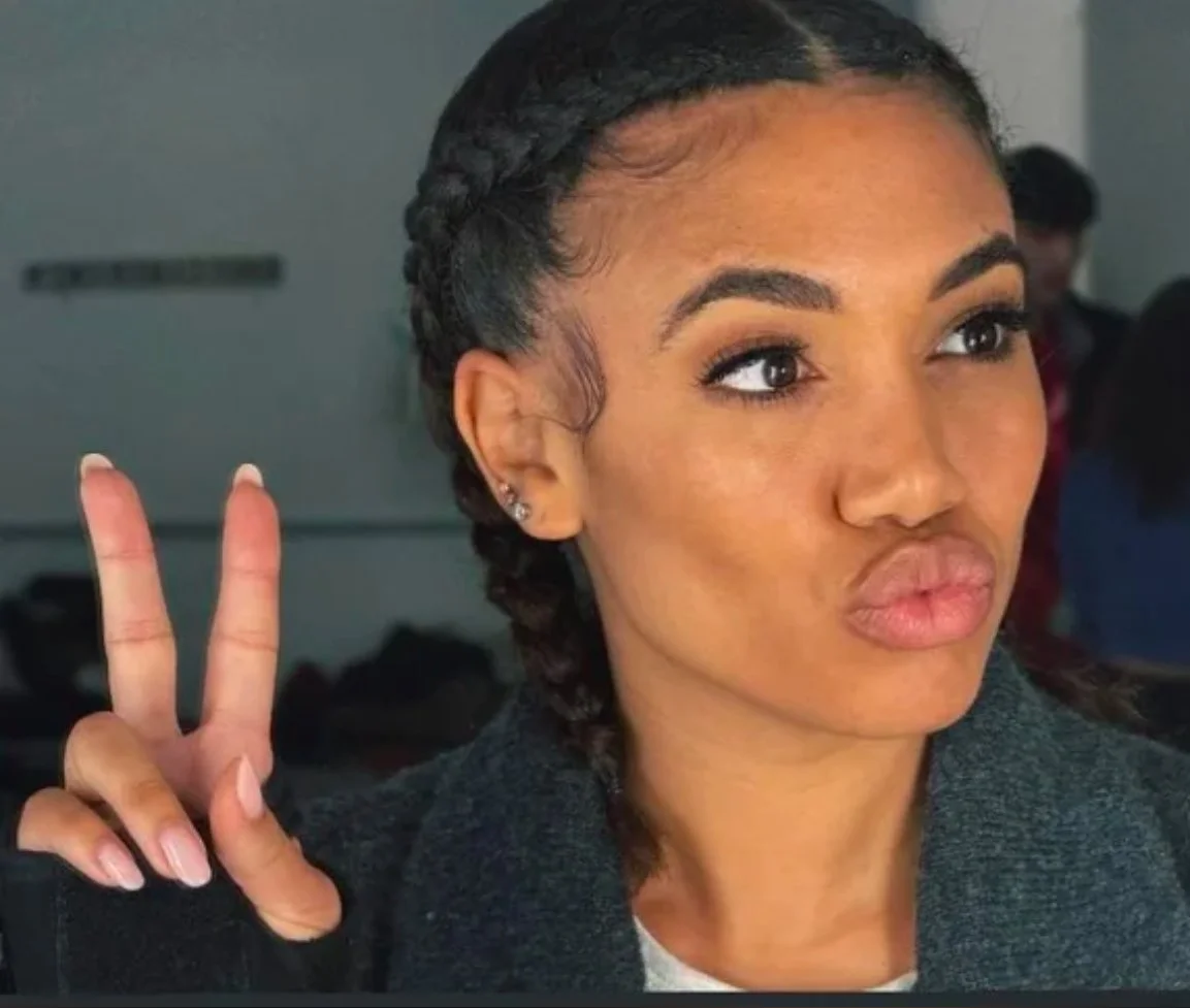 Paige Hurd so god damn sexy image 11