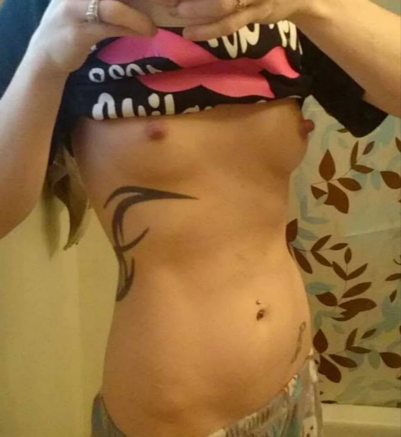 My Cucks slut wife is a good girl image 8