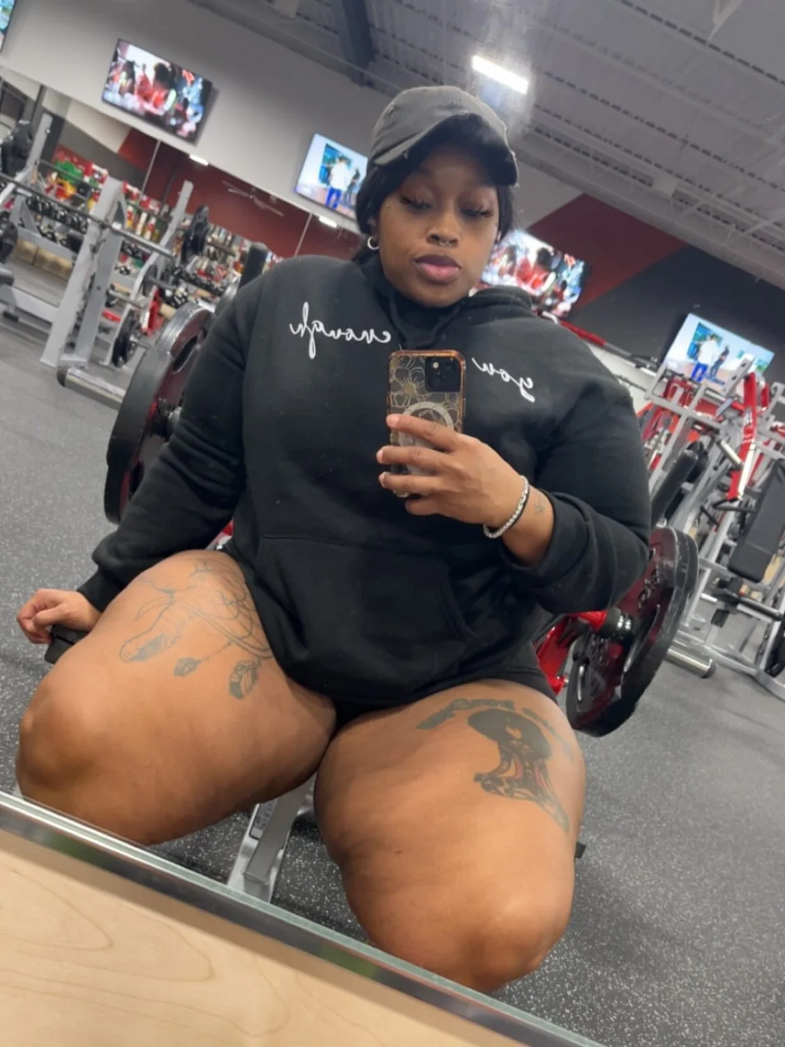 Big sexy and chocolate image 4