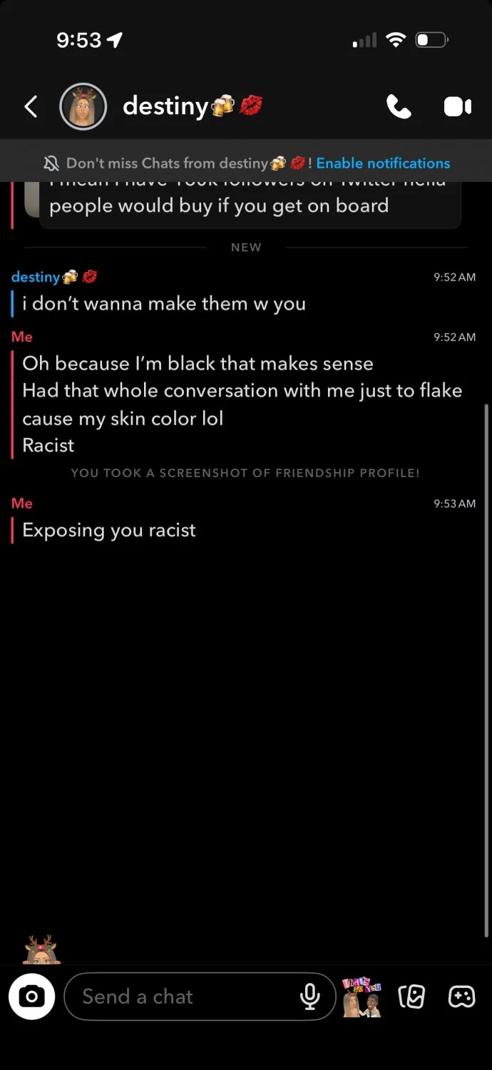 Racist woman Destiny from Medford Oregon denies man due to skin color main image