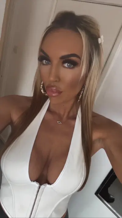 Submission big tit wife cover image