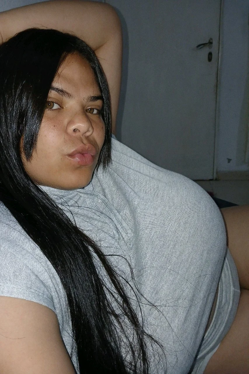 Amateur Karla From Venezuela With Colossal Tits & Beautiful Pussy image 3