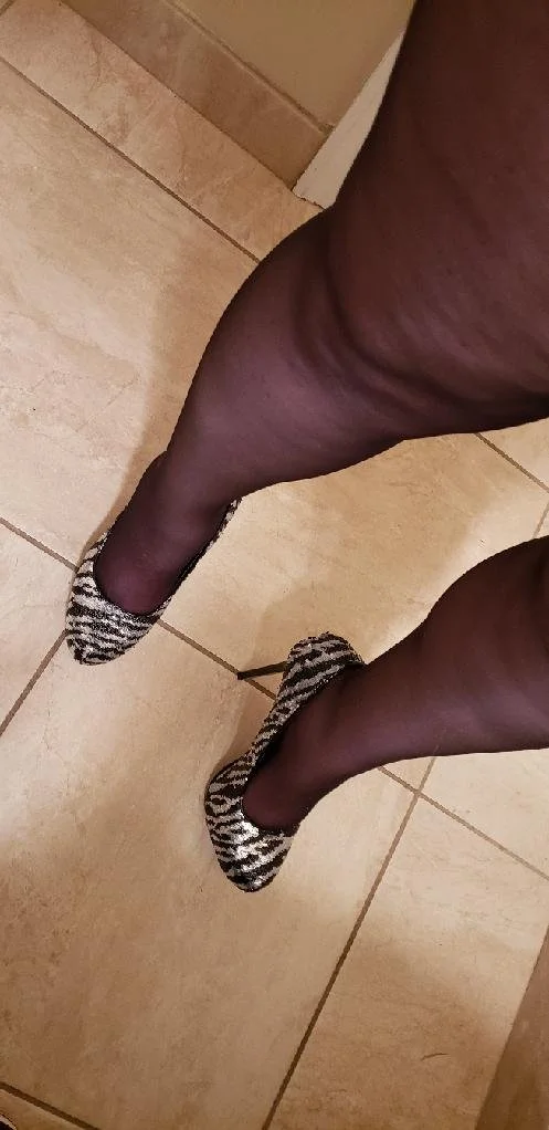 Milf soccer mom image 7