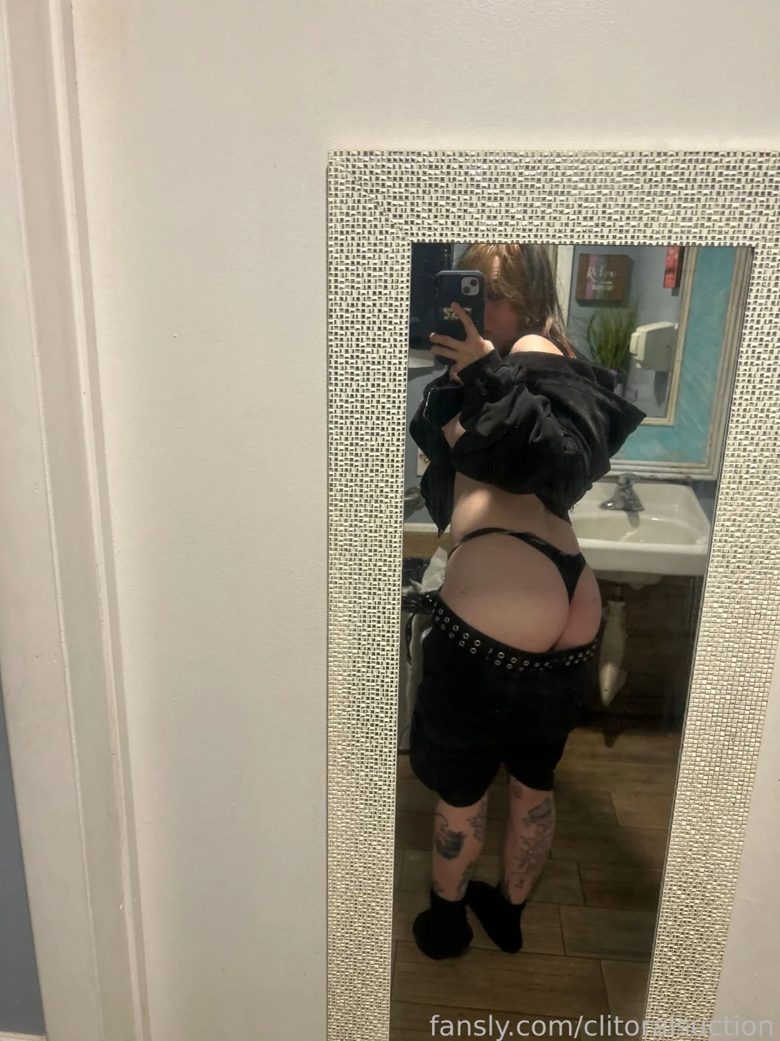 Alt Girl Sucking Dick image 1