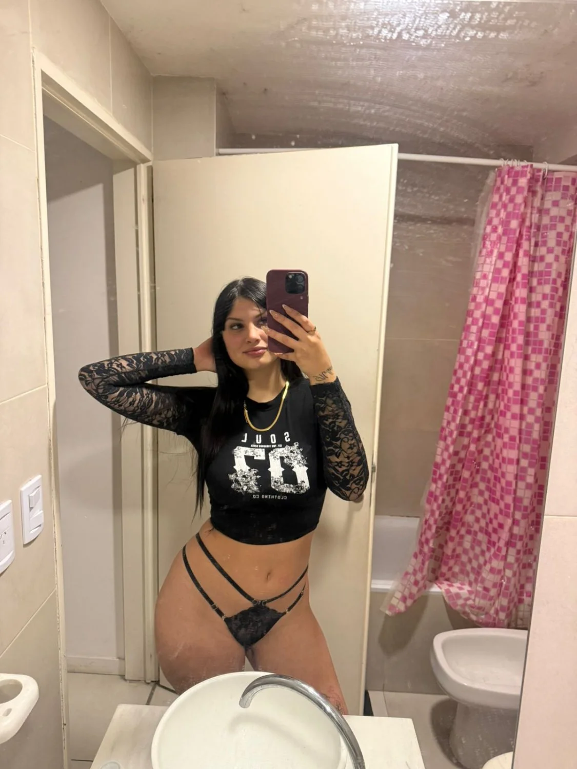 Morocha Hermosa Latina image 2