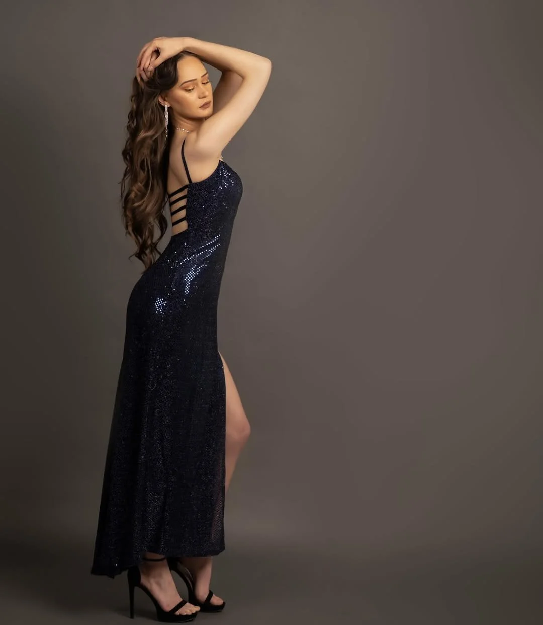 Maori runway model Teina image 4