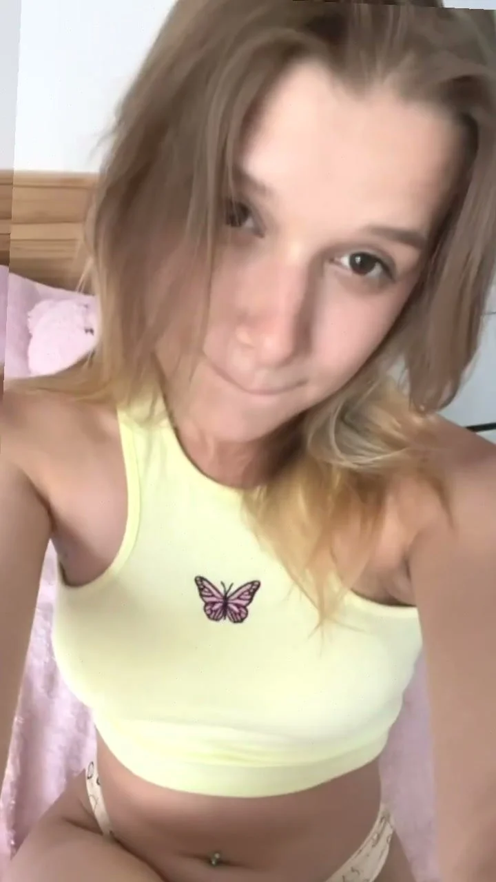 🔞 stunning small tits masturbating tight pussy cum dripping 🫦🍑 See my OF image 4