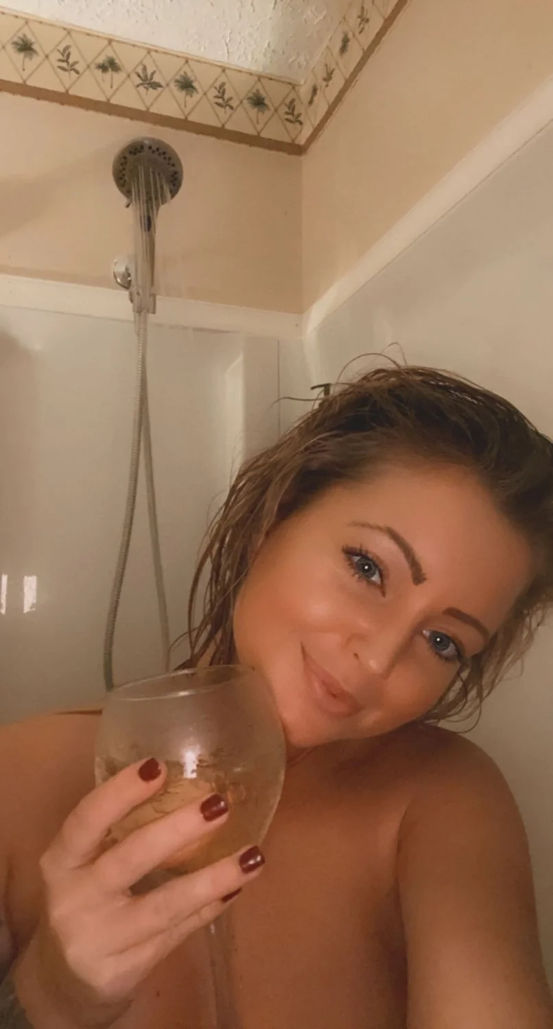 Miranda G image 16