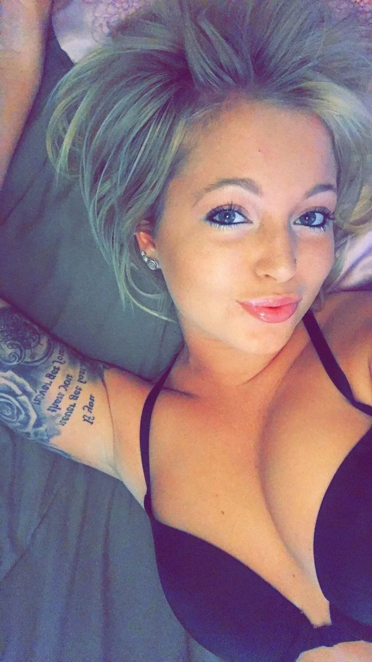 Miranda G image 8