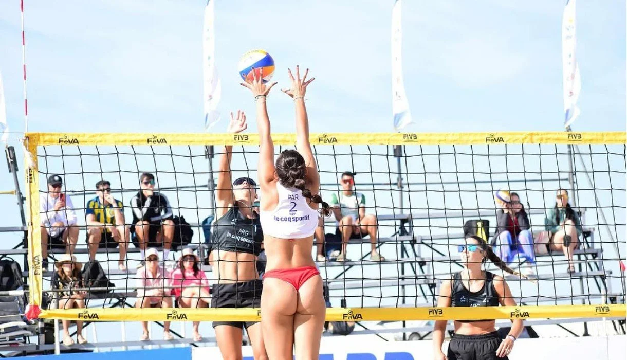 Jugadora de voley sofi paredes paraguaya culona image 31