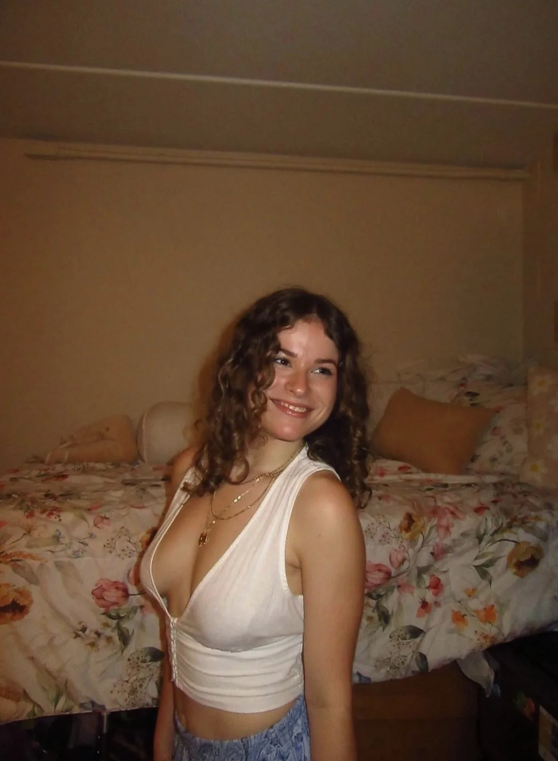 College girl came over and fucked image 7