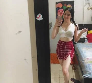Stefany Nicole Bravo image 2