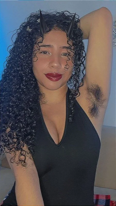 beautiful hairy columbian image 31