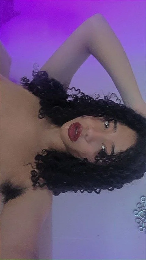 beautiful hairy columbian image 33