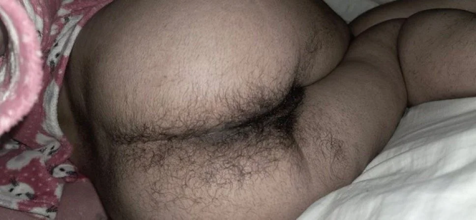 beautiful hairy columbian image 35