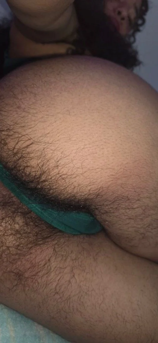 beautiful hairy columbian image 6