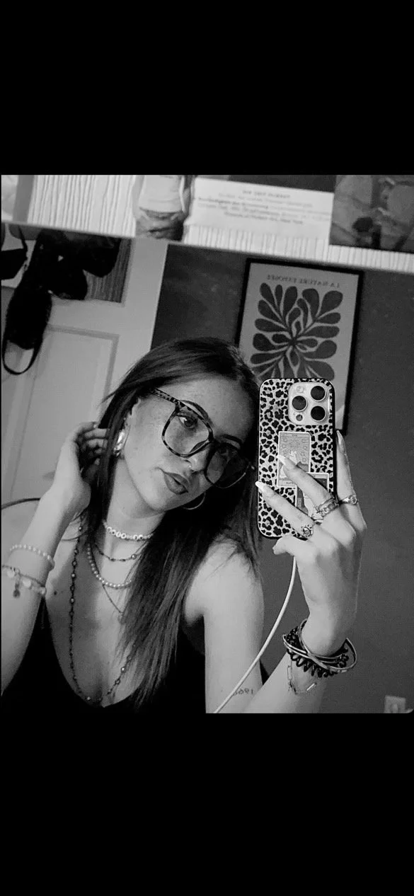 Rosalie, 18, wanted to be exposed image 8