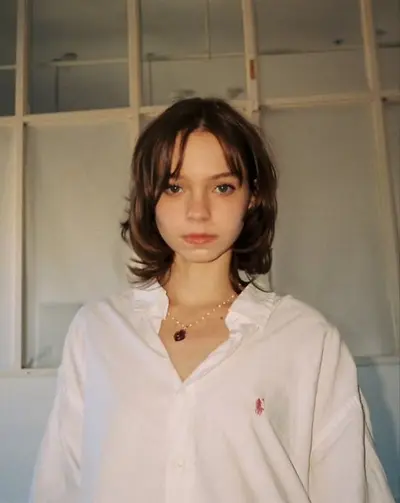 Emma Myers cover image