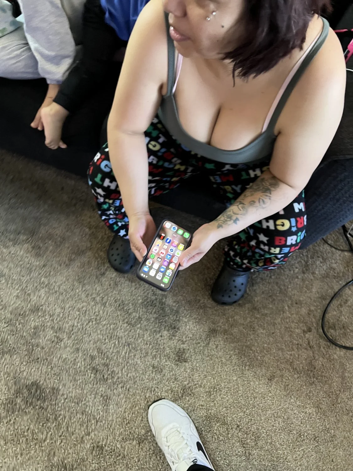 Sharing more of my sister slut 😈😈 webslut Marcy image 18