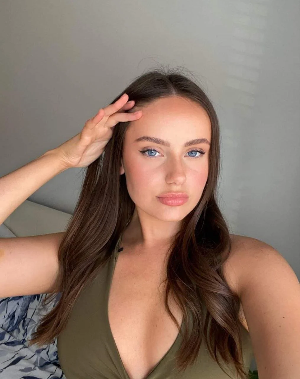 Norwich girl Caitlin exposed image 27