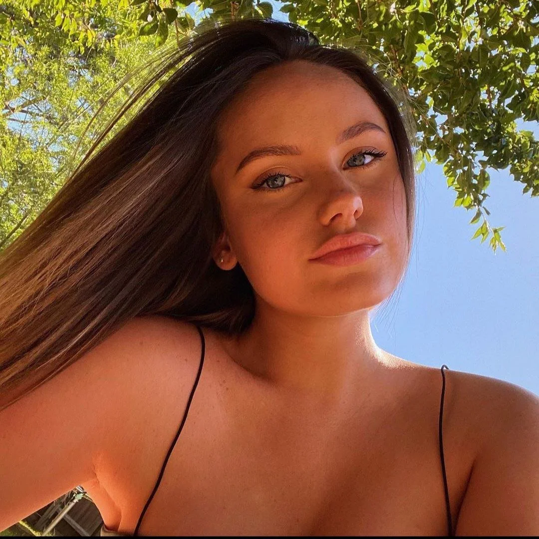 Norwich girl Caitlin exposed image 28