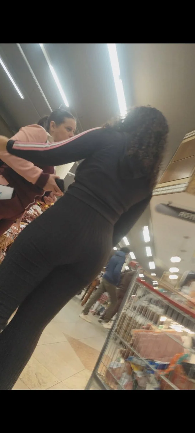 Ass in public 13 ( big ass ) image 23