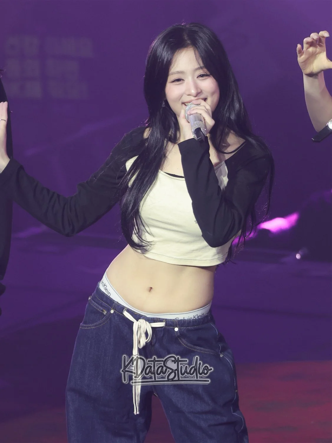 Random Idol (Kpop) Pictures 69 image 17