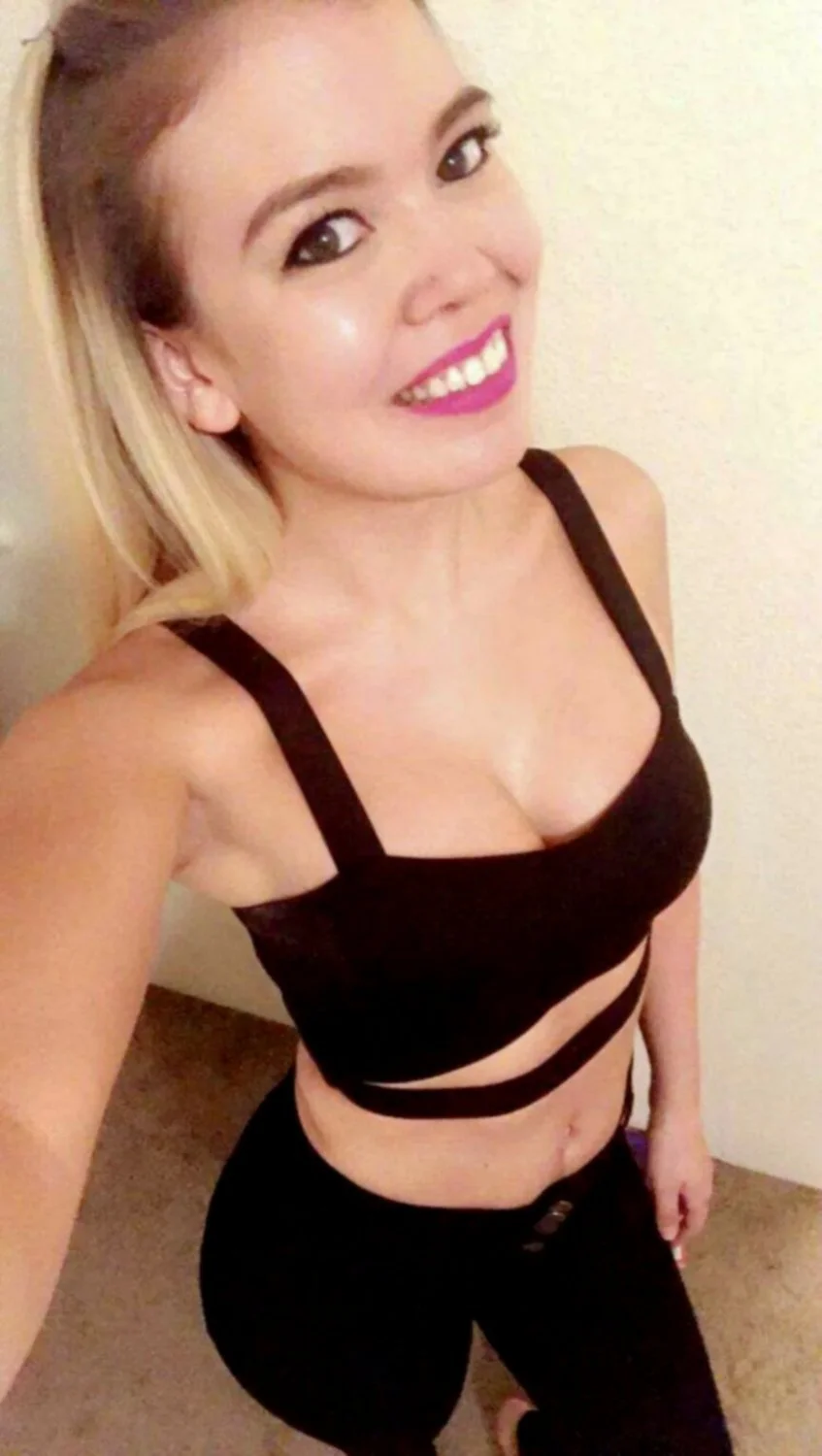 Blonde Slut image 7