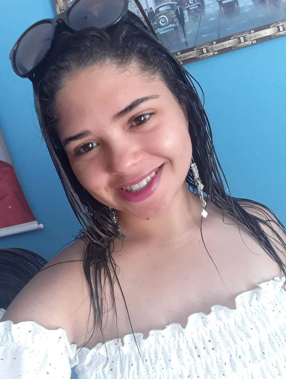 Esposa de um seguidor image 7