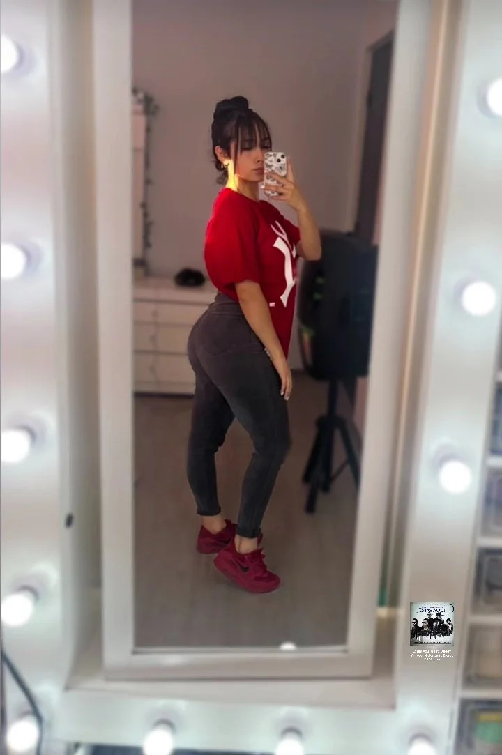 Girl main image