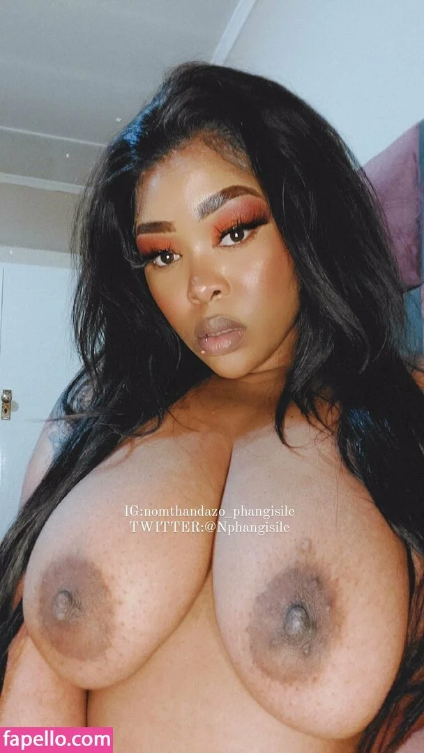 South African🇿🇦 Nomthandazo Phangisile image 6